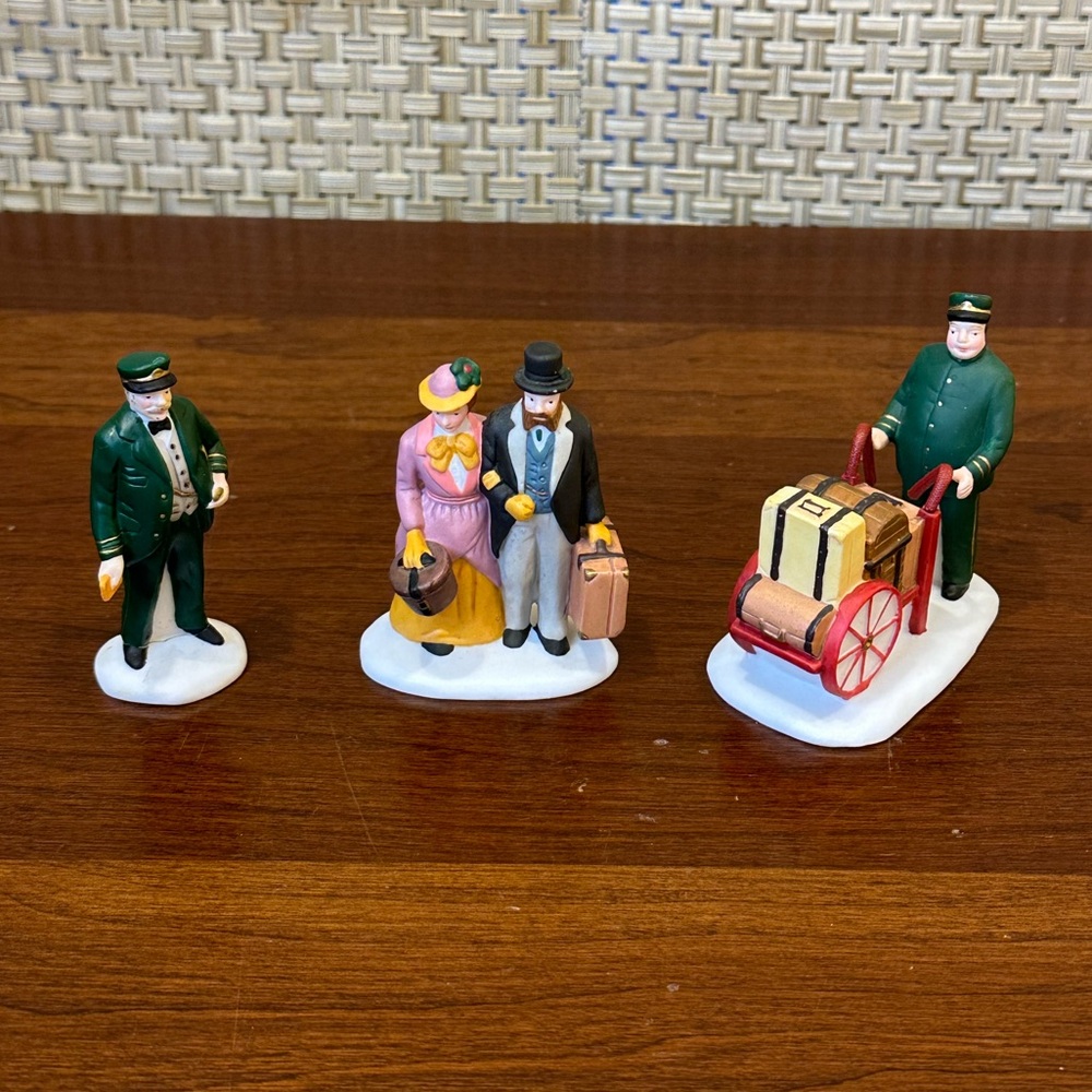 🎄VTG 1990-99 Dept 56 3 Holiday Traveler Figurines Heritage Village Collection
